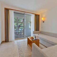 Liberty Hotels Lykia Турция, Олюдениз - отзывы, цены и фото номеров - забронировать отель Liberty Hotels Lykia - All Inclusive онлайн комната для гостей фото 5