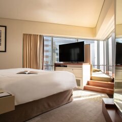 Отель Jumeirah Emirates Towers ОАЭ, Дубай - 8 отзывов об отеле, цены и фото номеров - забронировать отель Jumeirah Emirates Towers онлайн комната для гостей фото 5