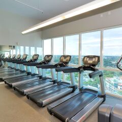 Отель Private Residences at Sonesta by SoFLA Vacations фитнесс-зал фото 2