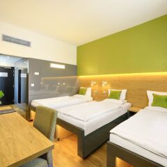 Hotel Ametyst сейф в номере
