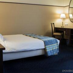 Отель Holiday Inn Krakow City Centre Польша, Краков - 4 отзыва об отеле, цены и фото номеров - забронировать отель Holiday Inn Krakow City Centre онлайн удобства в номере