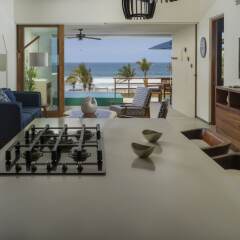 Отель Marea Beachfront Villas комната для гостей фото 3