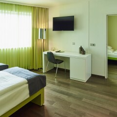 Отель Roomz Vienna Gasometer Вена фото 7