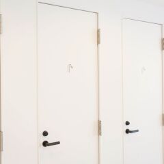 Отель MAYU TOKYO WOMAN - Caters to Women сейф в номере