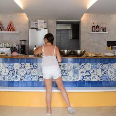 Hans Brinker Hostel Lisbon гостиничный бар