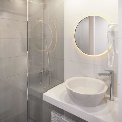 Отель Ibis Praha Old Town Чехия, Прага - - забронировать отель Ibis Praha Old Town, цены и фото номеров ванная фото 2