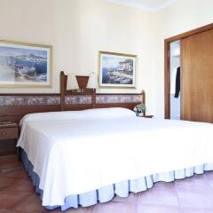 Отель Prestige Coral Platja Испания, Курорт Росес - отзывы, цены и фото номеров - забронировать отель Prestige Coral Platja онлайн комната для гостей фото 3