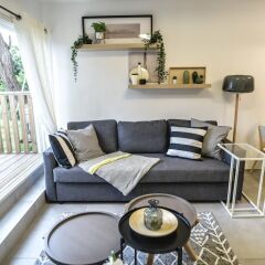 Апартаменты 3 Bedroom Garden Apartment Тель-Авив комната для гостей фото 5