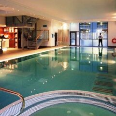 Отель Crowne Plaza London Docklands Лондон с домашними животными