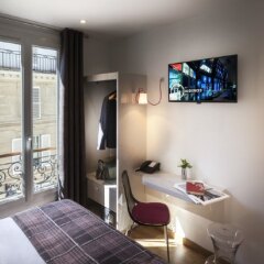 Отель Hôtel De Bordeaux в номере
