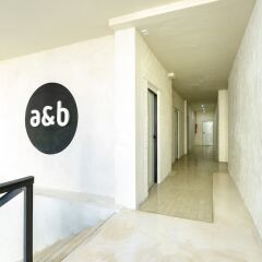 A&B Hostel Príncipe Pío интерьер отеля фото 2