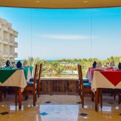 Отель Hawaii Riviera Aqua Park Resort фитнесс-зал