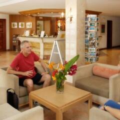 Pinos Playa Hotel интерьер отеля фото 2