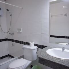 Swiss Hostel Beachhouse ванная