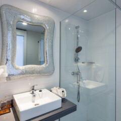 Апартаменты AxelBeach Ibiza Suites Apartments Spa and Beach Club - Adults Only ванная фото 2
