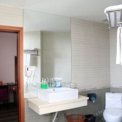 Yijia Business Hotel ванная