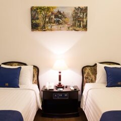 Hoa Binh Hotel сейф в номере