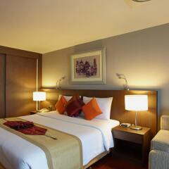 Отель Royal Suite Residence Boutique Бангкок комната для гостей фото 5