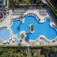 Отель Green Garden Suite бассейн фото 2