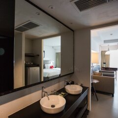 Отель Sugar Palm Grand Hillside Пхукет ванная