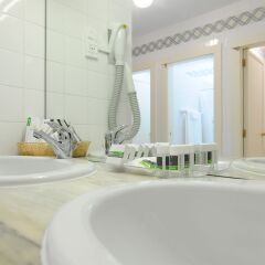 INATEL Piódão Hotel ванная фото 2