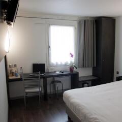 Отель Kyriad Cahors удобства в номере