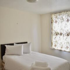 Отель Cosy Flat Minutes From Central Brighton Брайтон комната для гостей фото 4