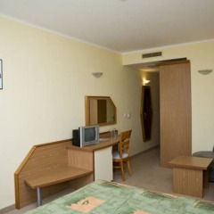 Hrizantema- All Inclusive Hotel комната для гостей фото 7