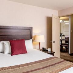 Campus Tower Suite Hotel комната для гостей