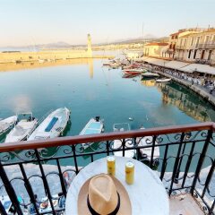 Отель Porto Enetiko Suites Греция, Ретимнон - отзывы, цены и фото номеров - забронировать отель Porto Enetiko Suites онлайн балкон