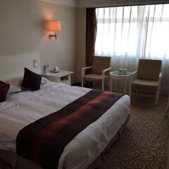 Отель Beijing Spring Hotel Nanyuan Airport Китай, Пекин - отзывы, цены и фото номеров - забронировать отель Beijing Spring Hotel Nanyuan Airport онлайн комната для гостей фото 3