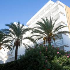 Hotel Piscis - Adults Only пляж