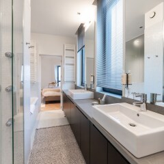 Отель Sweet Inn Apartments Régence Бельгия, Брюссель - отзывы, цены и фото номеров - забронировать отель Sweet Inn Apartments Régence онлайн ванная фото 2