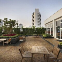 Отель Lohas Residences Sukhumvit Бангкок