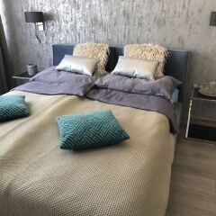 Апартаменты Dfive Apartments - Danube Corso комната для гостей фото 2