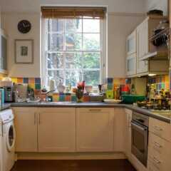 Отель Spacious 2 Bedroom Flat Near Kings Cross and Angel Лондон фото 2