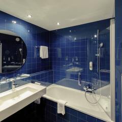Отель AZIMUT Hotel Nuremberg Германия, Нюрнберг - 5 отзывов об отеле, цены и фото номеров - забронировать отель AZIMUT Hotel Nuremberg онлайн ванная