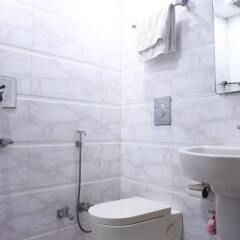Отель FabHotel Mohan International Paharganj ванная фото 2