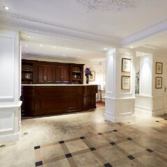 Отель Golden Tulip Washington Opera Франция, Париж - 11 отзывов об отеле, цены и фото номеров - забронировать отель Golden Tulip Washington Opera онлайн интерьер отеля фото 3