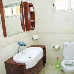 Big five hotel in Lubumbashi, Democratic Republic of the Congo from 174$, photos, reviews - zenhotels.com bathroom