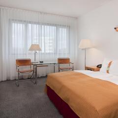 Отель Holiday Inn Berlin City-West комната для гостей