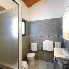 Hotel Zi Martino Кастаньето-Кардуччи ванная