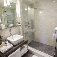 Отель Housez Suites Стамбул ванная фото 2