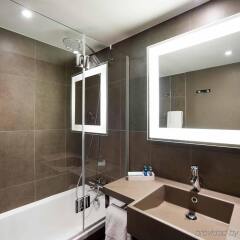 Отель Novotel Gent Centrum Бельгия, Гент - 3 отзыва об отеле, цены и фото номеров - забронировать отель Novotel Gent Centrum онлайн ванная фото 2