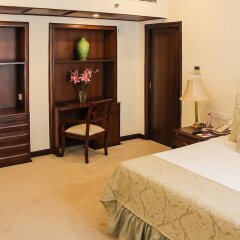 Отель Vivanta Ambassador, New Delhi спа