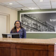 Отель Hampton Inn Meridian интерьер отеля фото 2