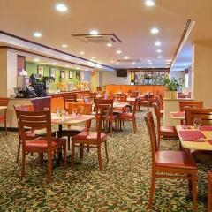 Отель Fairfield Inn by Marriott JFK Airport США, Нью-Йорк - отзывы, цены и фото номеров - забронировать отель Fairfield Inn by Marriott JFK Airport онлайн питание фото 3