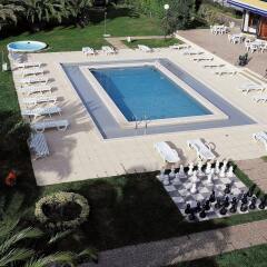 Отель Novotel Porto Gaia бассейн