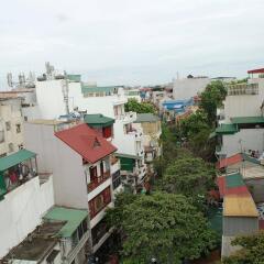 Отель Hanoi A1 Hotel Вьетнам, Ханой - отзывы, цены и фото номеров - забронировать отель Hanoi A1 Hotel онлайн балкон