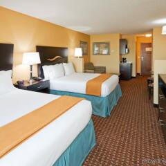 Отель Holiday Inn Express & Suites Somerset Central удобства в номере